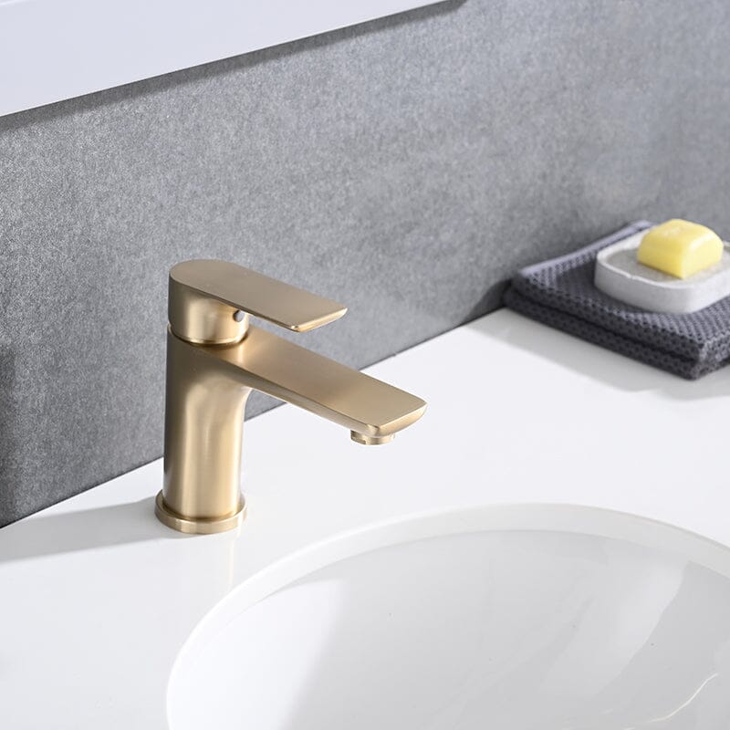 Modern Single Hole Bathroom Sink Faucet Single Handle Solid Brass