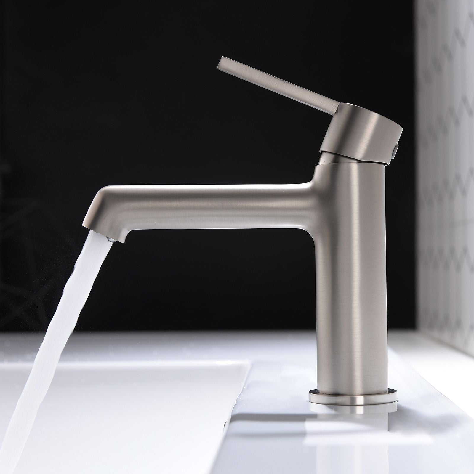 Modern Geometric Sink Faucet with Slim Handle Extended Spout