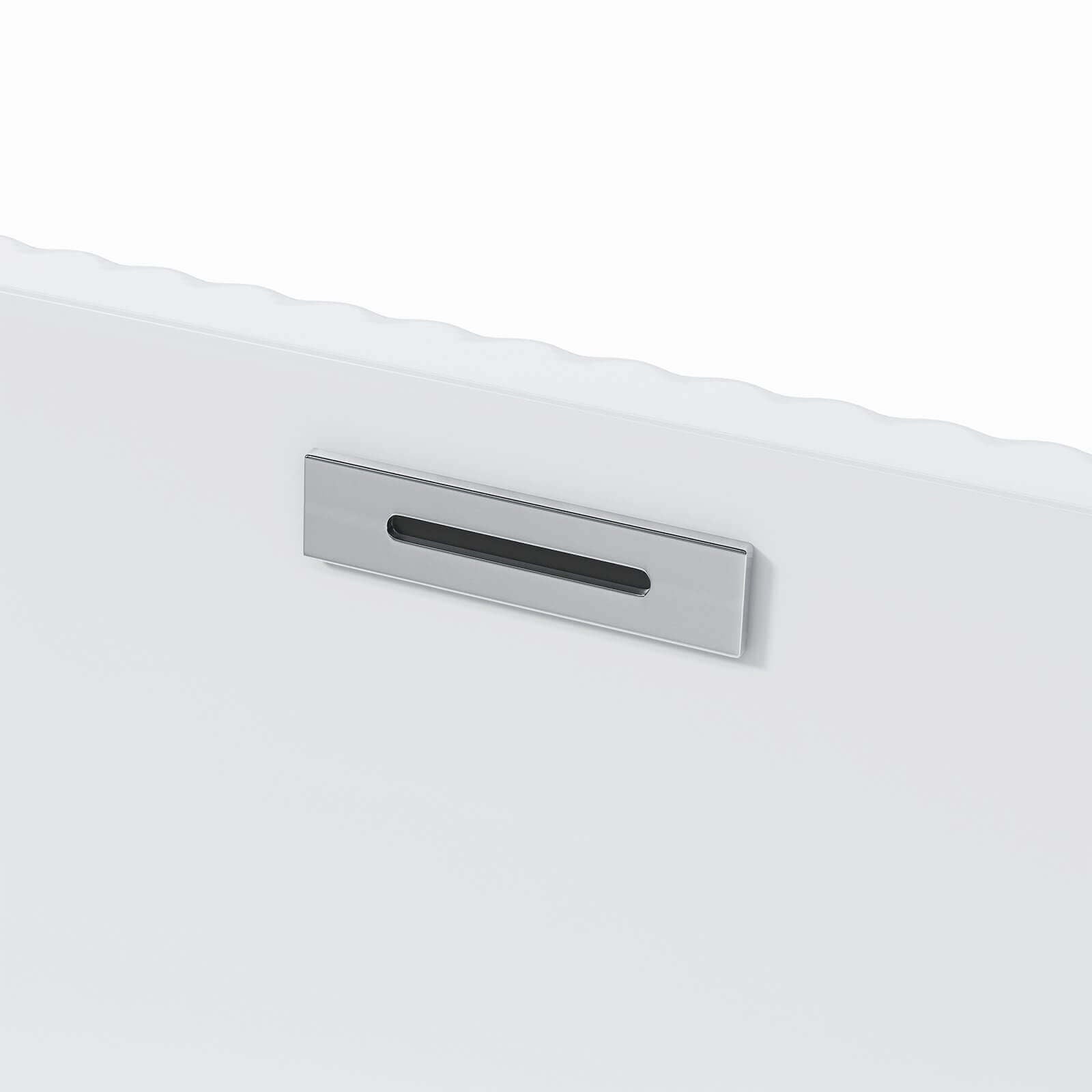 Overflow detail for the bright white 59 inch Fluted oval soaking tub