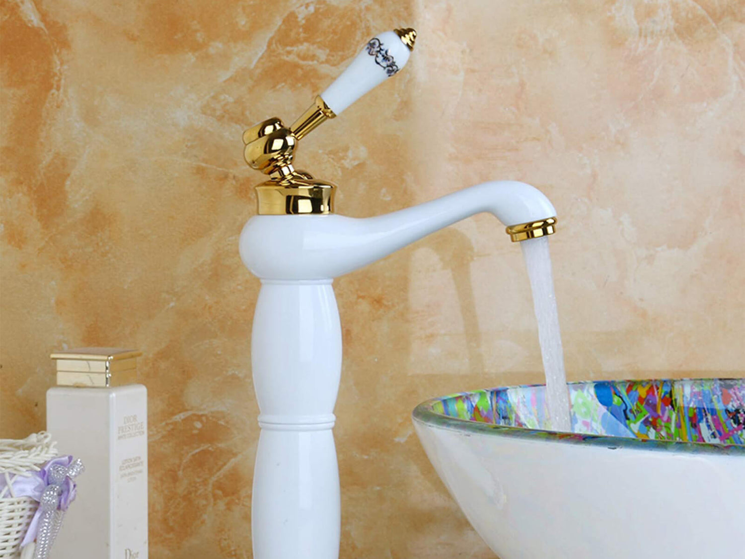 Smooth ceramic faucet with a luxurious feel